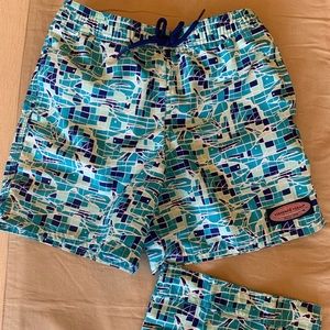 Vineyard Vines Trunks